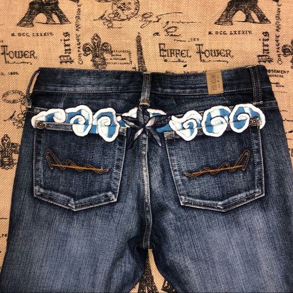 Switch USA Embroidered Bird Dark Wash Flare Bootcut Jean Size 27 - Picture 10 of 14